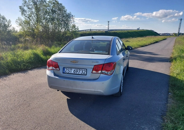 Chevrolet Cruze cena 13900 przebieg: 177000, rok produkcji 2009 z Szczebrzeszyn małe 191